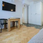 Kana - Stylish Apartment In Krakow Pomorska - Close, Wifi, Smart Tv